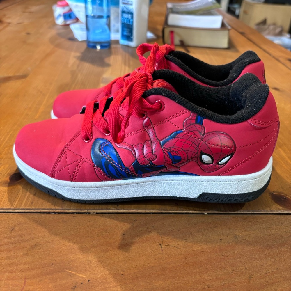 Heelys youth boys wheeled spiderman skate shoes red 5 - Picture 2 of 7